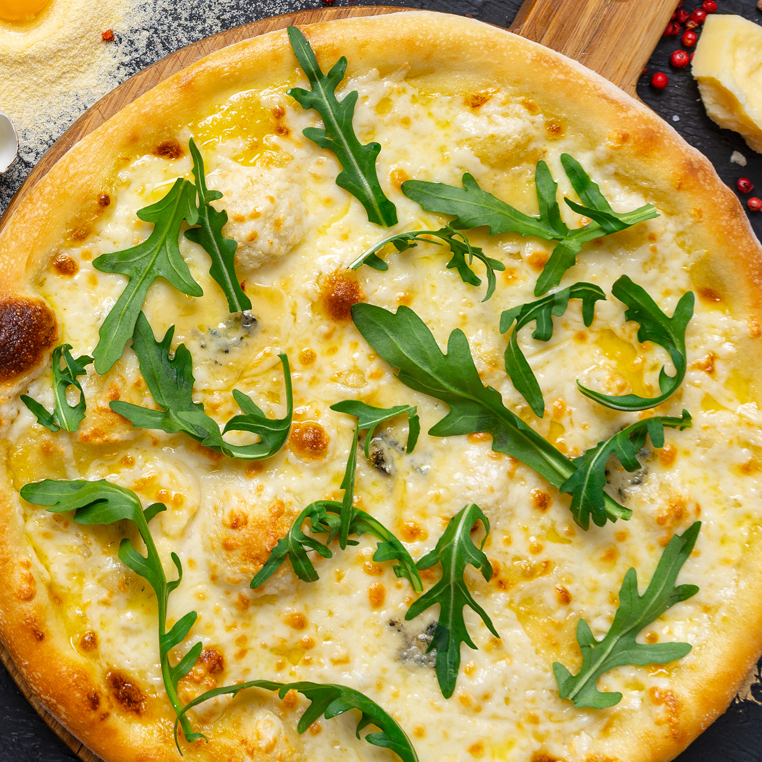 Arugula, Garlic 3 Cheese Pizza Recipe Image